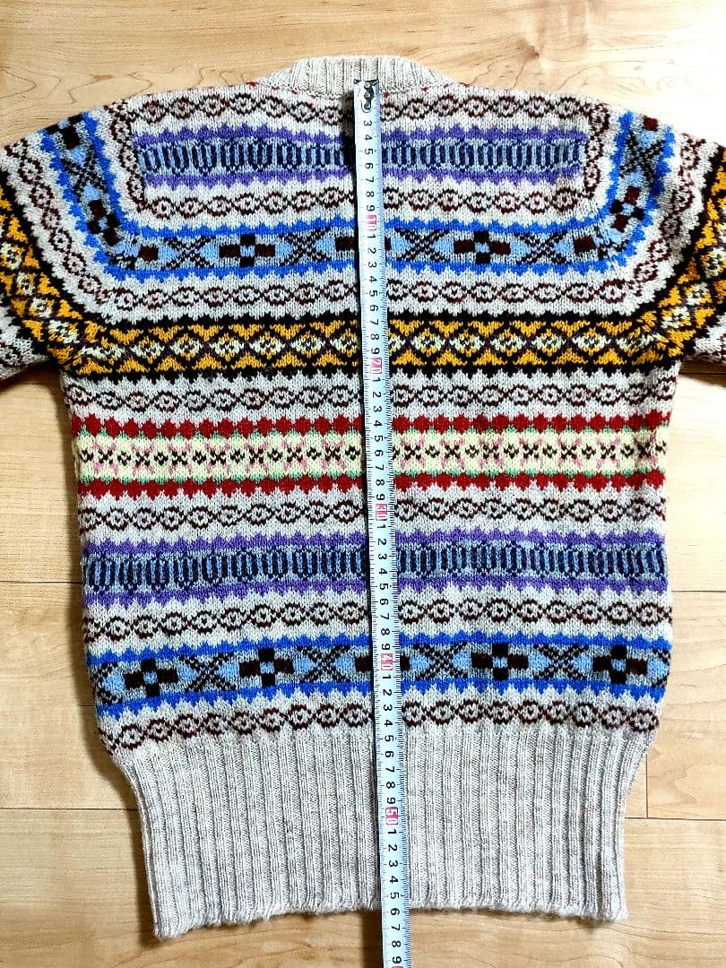 Jamieson’s　fennica beams別注　ラウンドカラーカーディガン