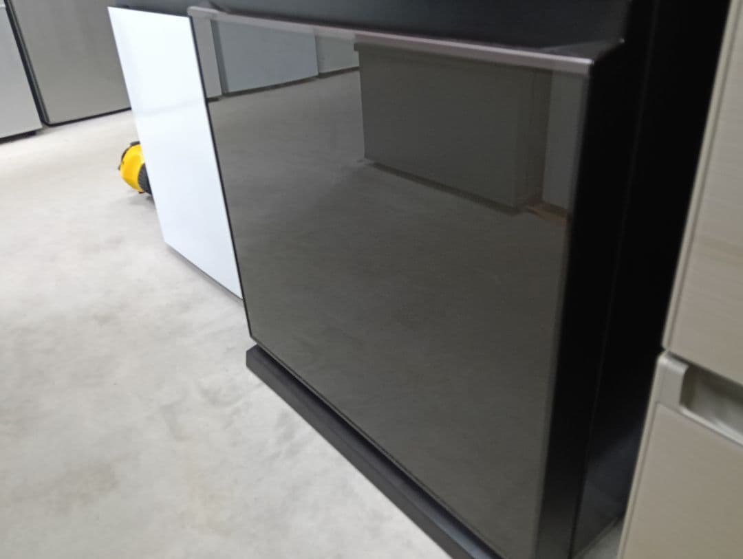 y【送料無料】三菱　2022年製　330L MR-CG33EG-T1形