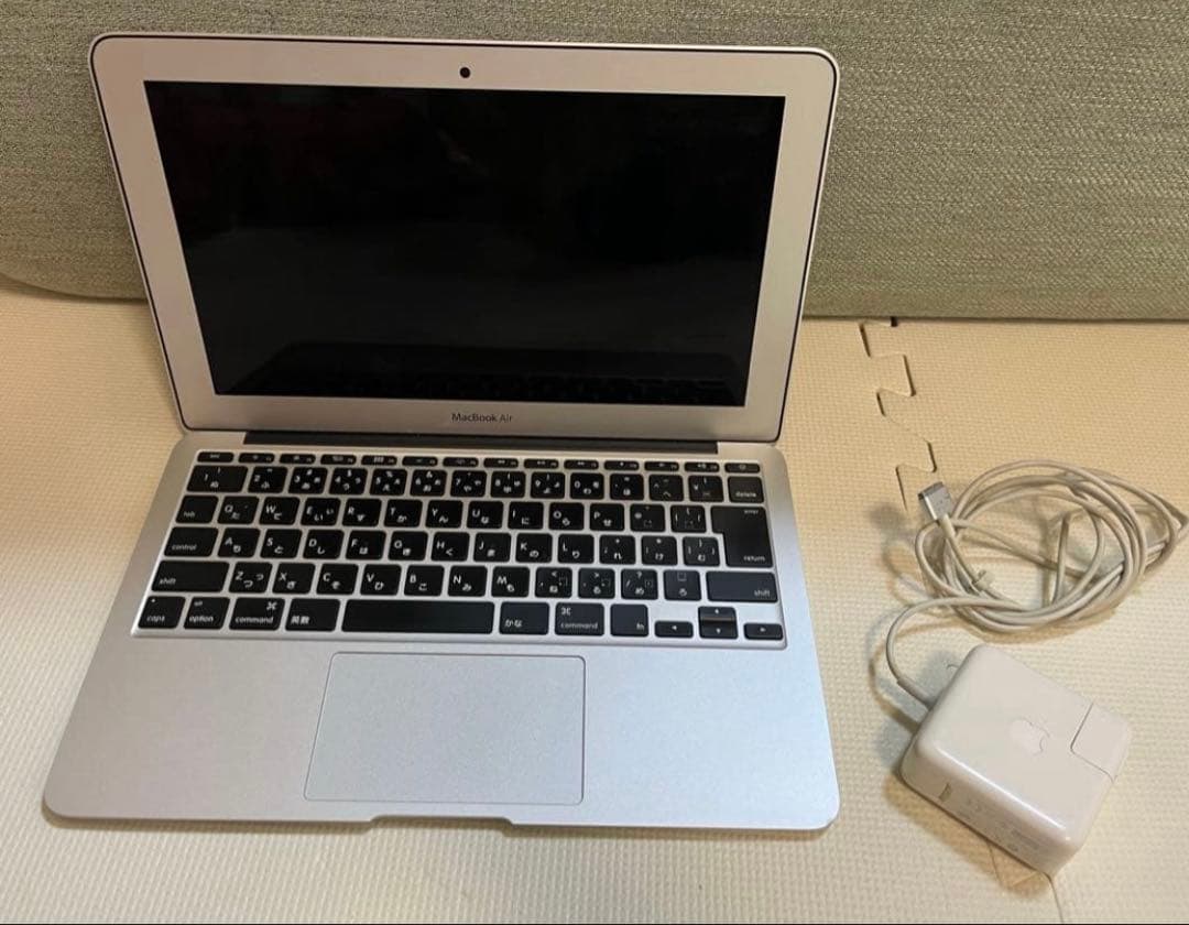 MacBook本体 MacBookAir (11-inch)