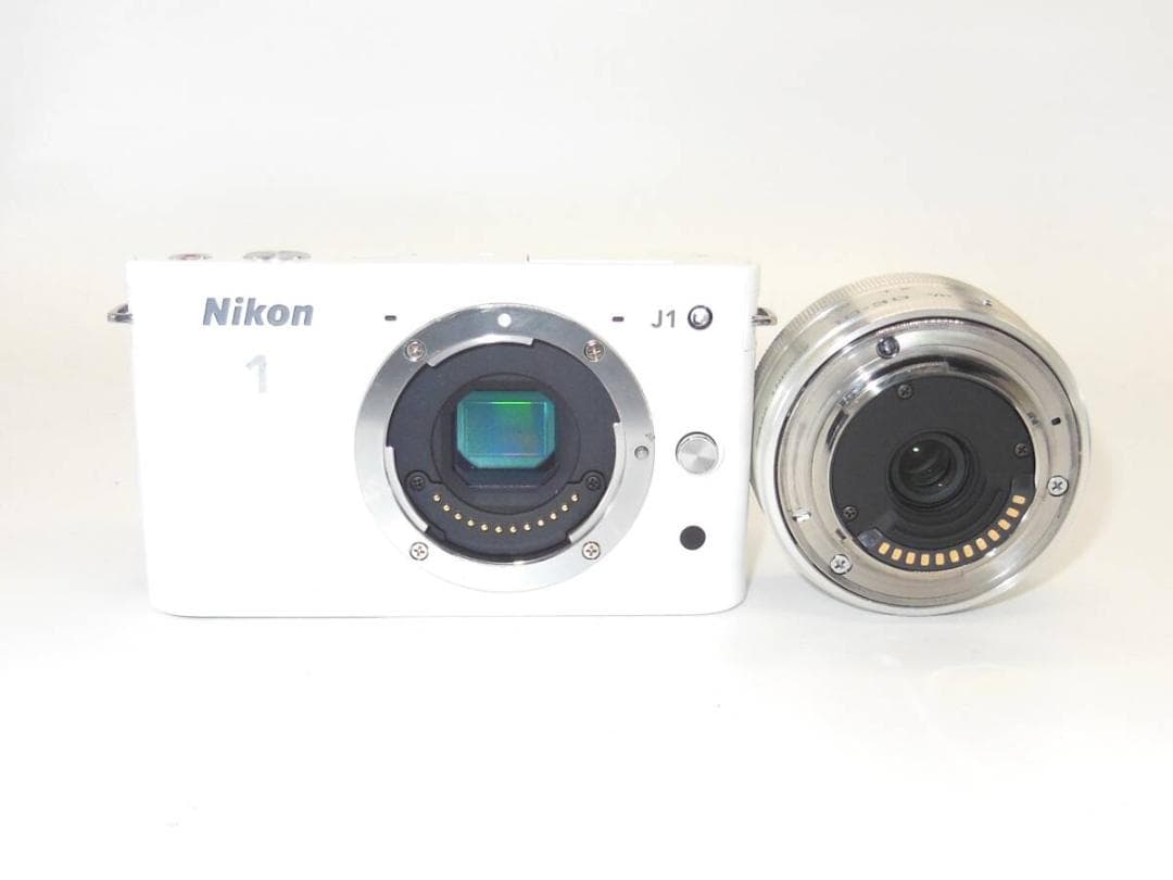 デジタルカメラ Nikon 1 J1 NIKKOR 10-30mm VR PD-ZOOM