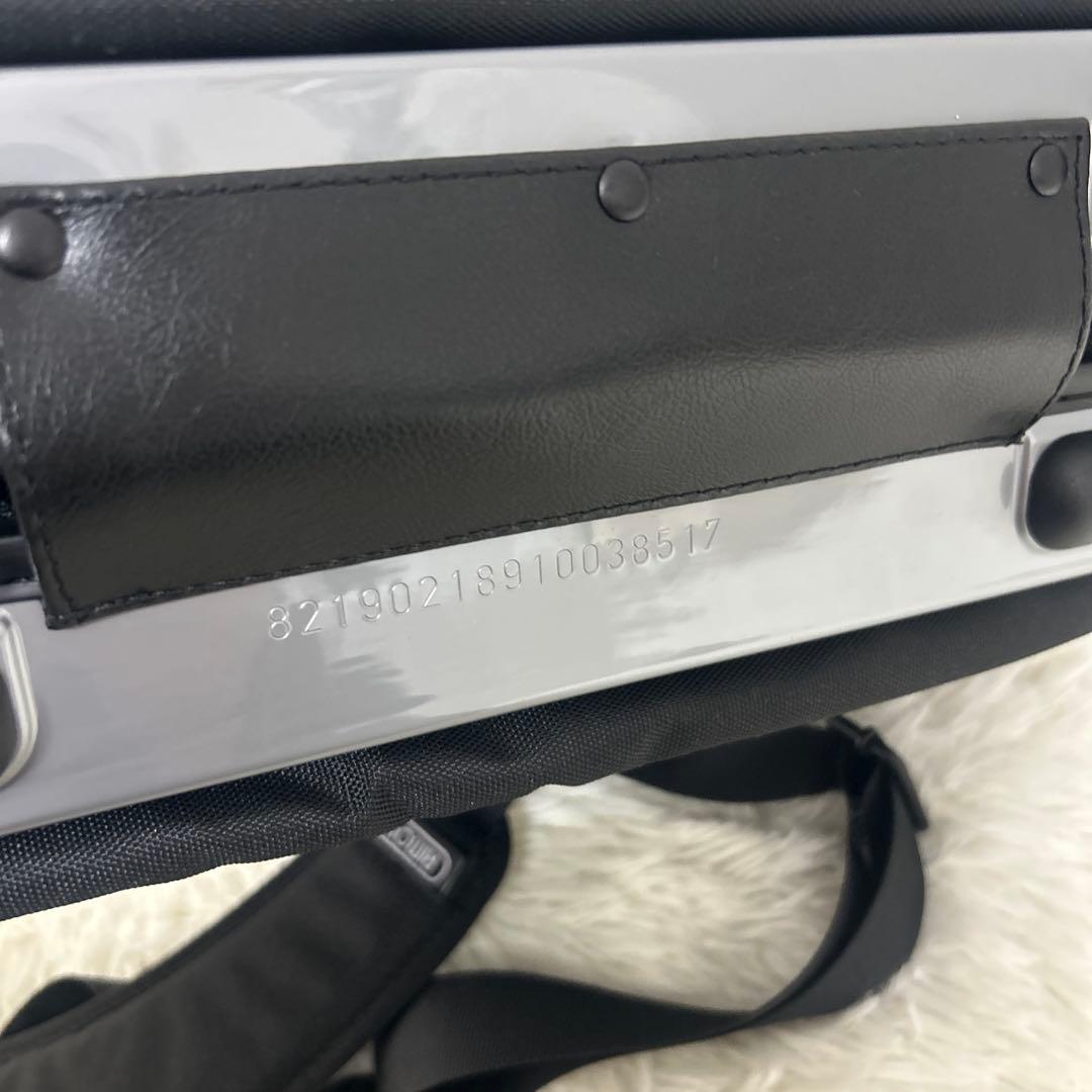 【未使用】RIMOWA Lufthansa ノートブックケース 16L 黒