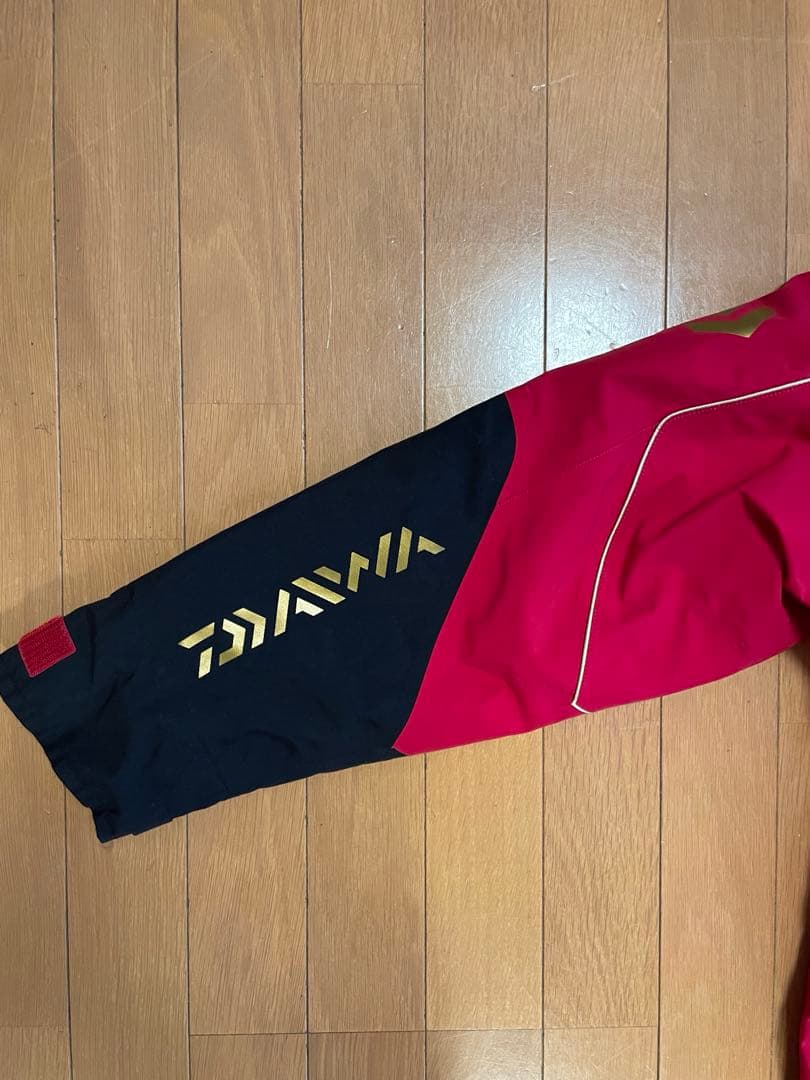【中古美品】ダイワ ゴアテックス プロダクト ハイロフト ウィンタースーツ