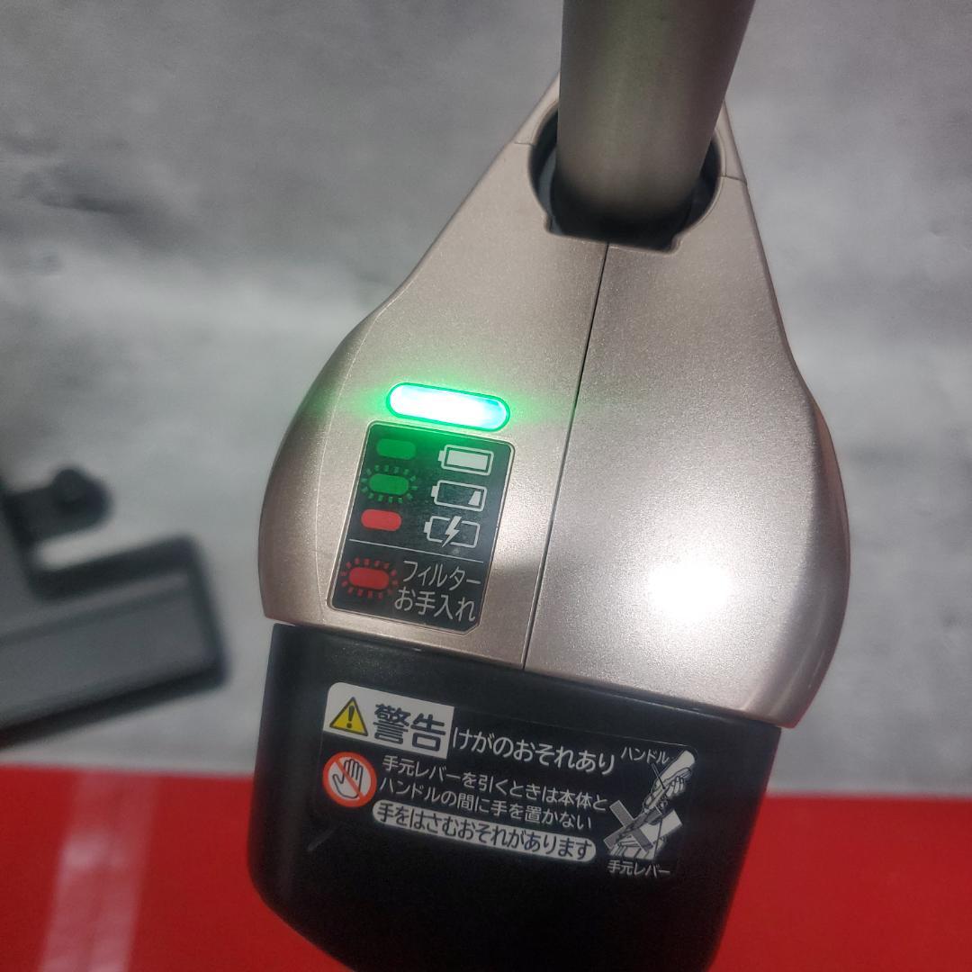 HITACHI/日立 充電式掃除機サイクロンクリーナー PV-BE700