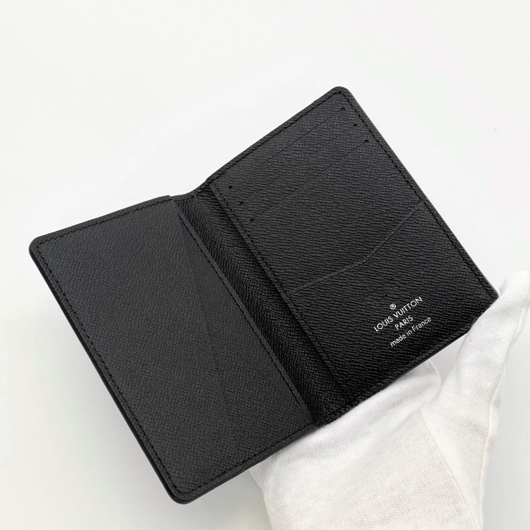 ✨超極美品✨ルイヴィトン タイガ 名刺 カード入れ LVロゴ ブラック 黒 牛革