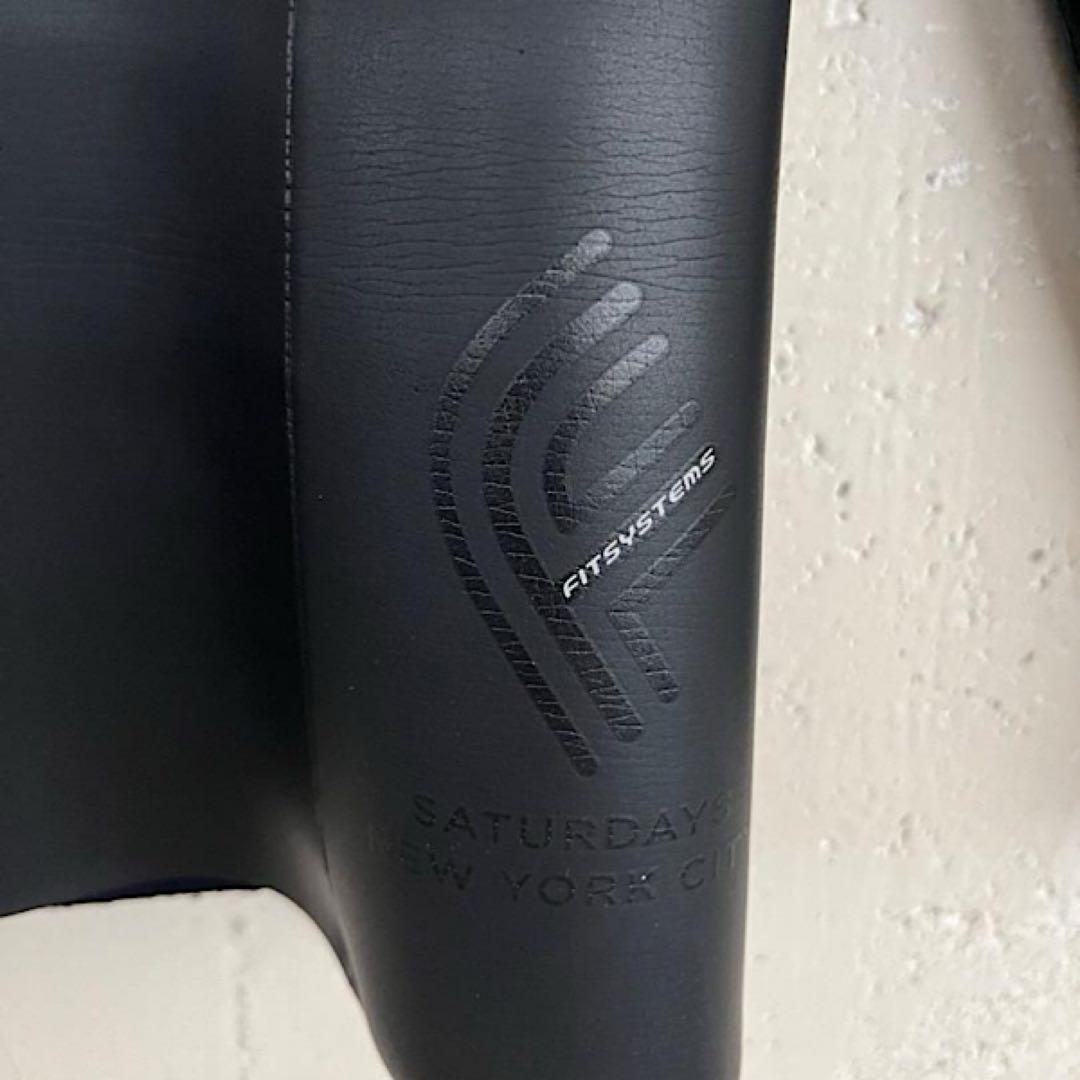 Saturdays NYC　FITSYSTEMS　タッパー　フロントジップ