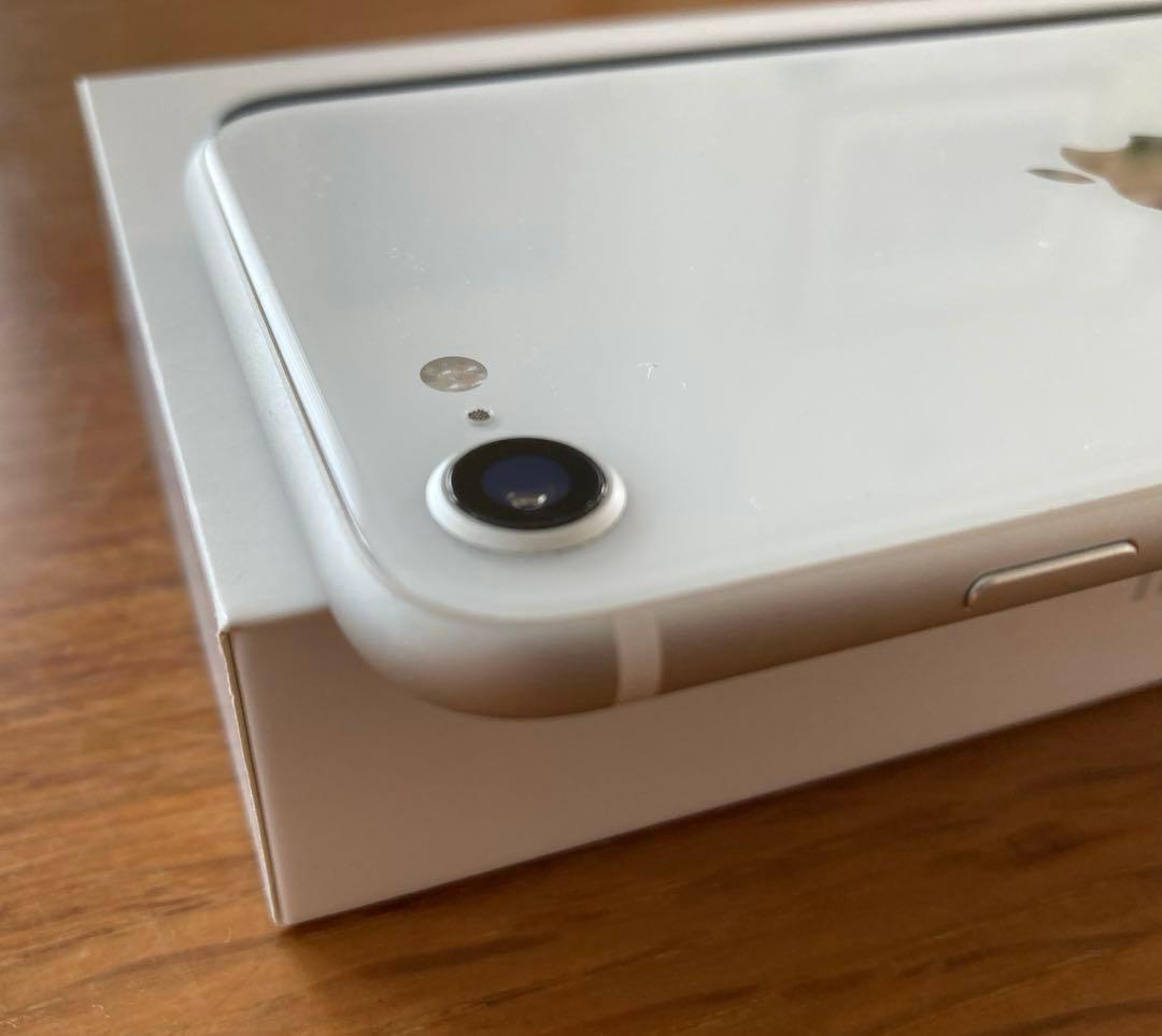 iPhone SE2 64GB 美品 24時間以内発送