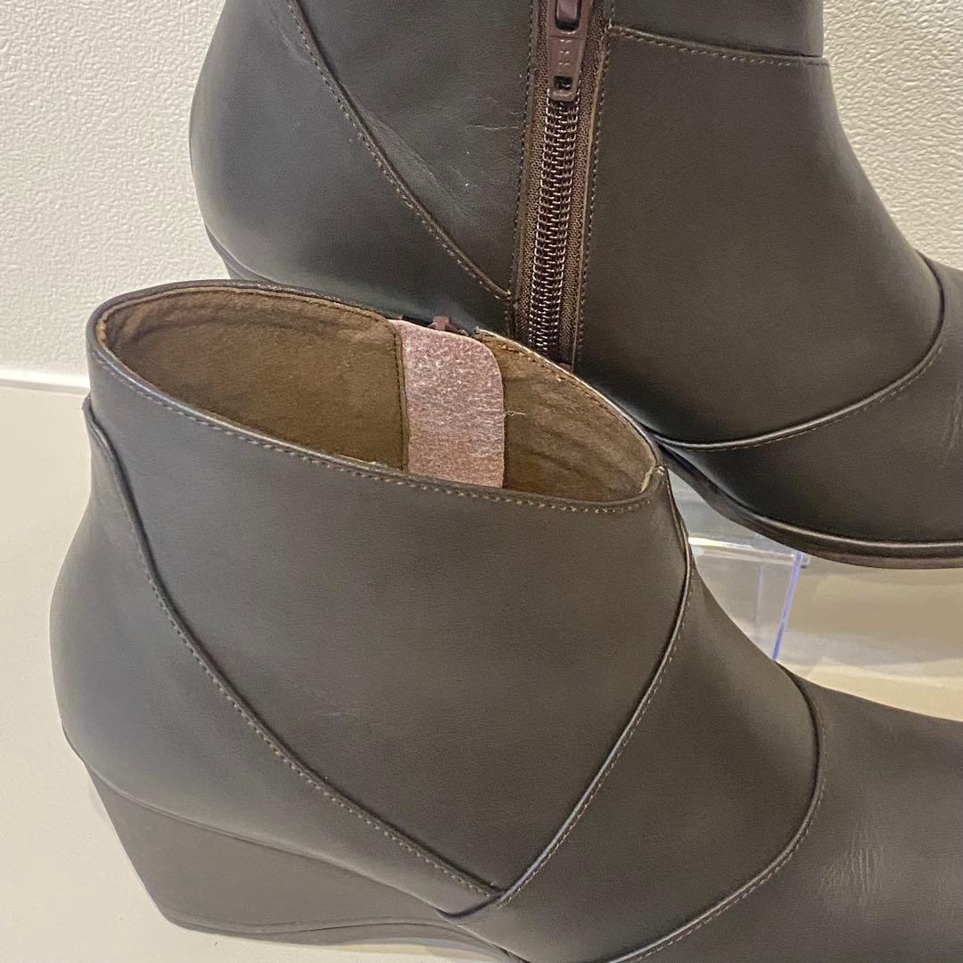 【極美品】asics pedara ウォーキング レザーショートブーツ 23.5