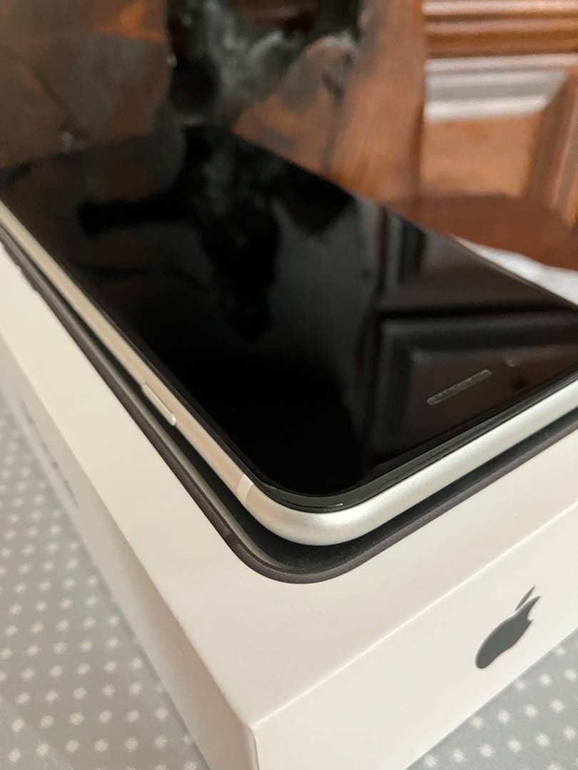 Apple iPhone SE (第2世代) ホワイト 128G 初期化済