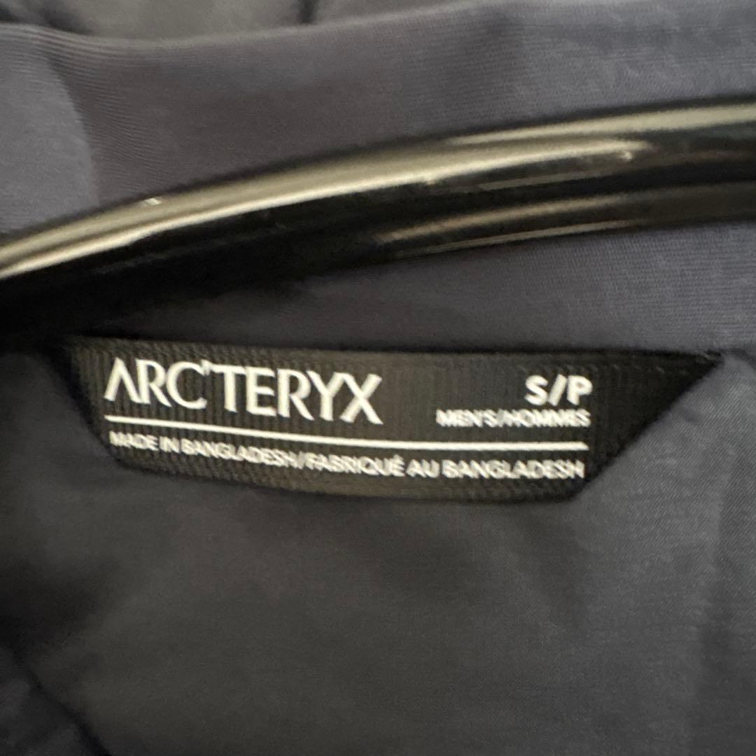 ARC'TERYXアトム SV フーディ メンズ