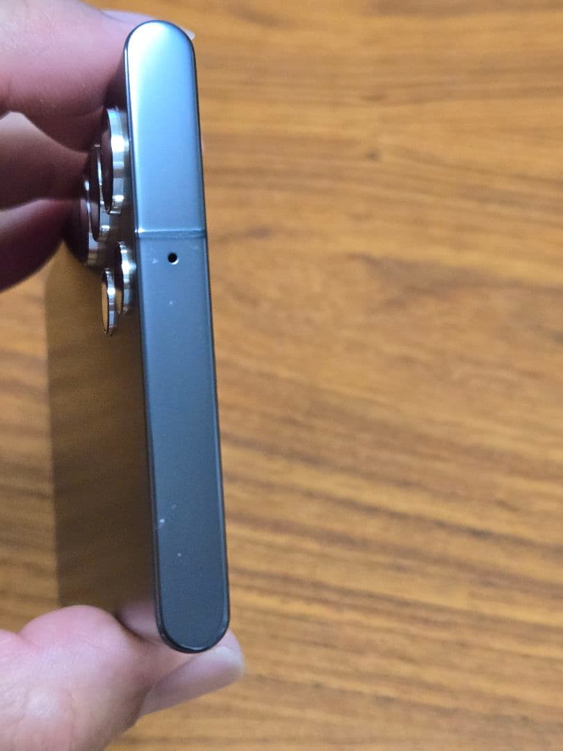 docomo Galaxy S22 Ultra ブラック