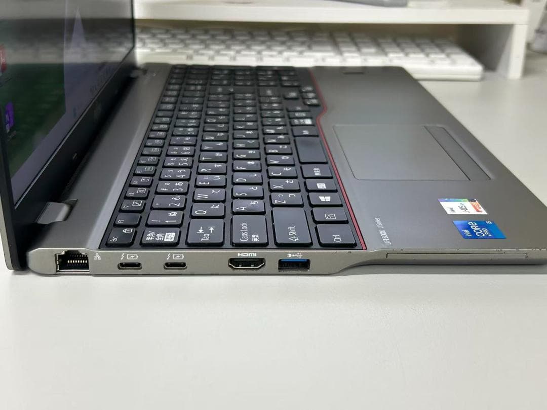 富士通ノートPC Windows11 i5-11世代 SSD office付き