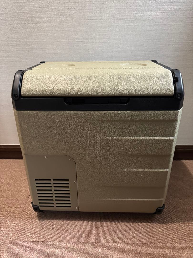【ほぼ新品】車載冷蔵庫 ポータブル冷蔵庫 EENOUR D18 18L