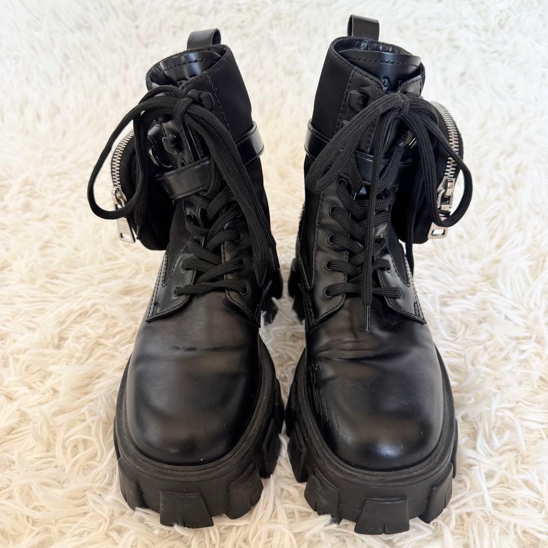 美品　プラダ　モノリス　ブーツ　三角ロゴ　ナイロンポーチ　22.5cm　ブラック