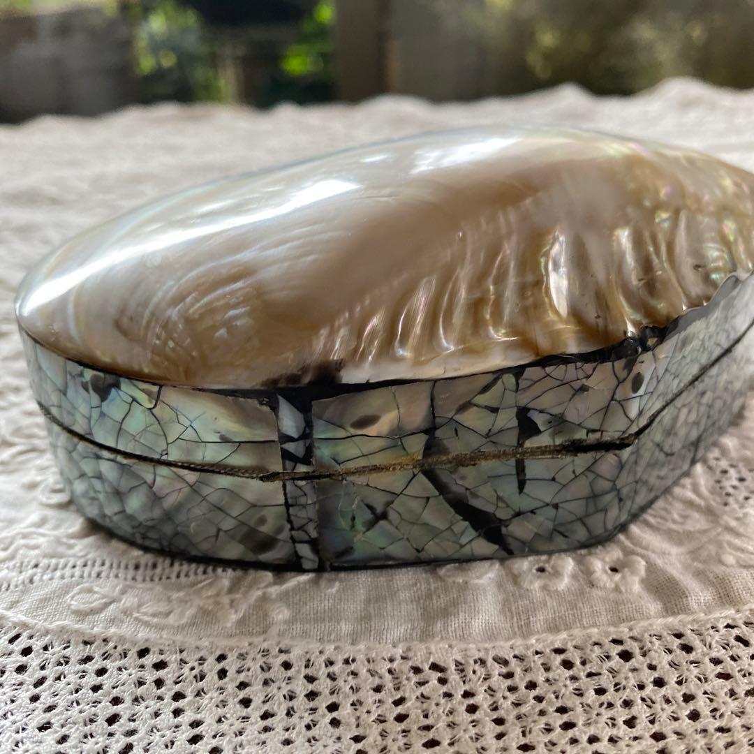 レア　螺鈿　宝石箱　小物入れ　置物　飾り物　綺麗　貝殻　キラキラ
