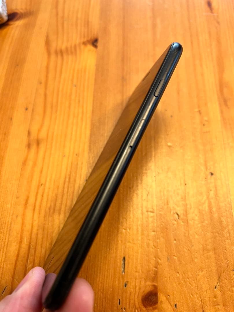 iPhoneSE第2世代　ブラック 128GB