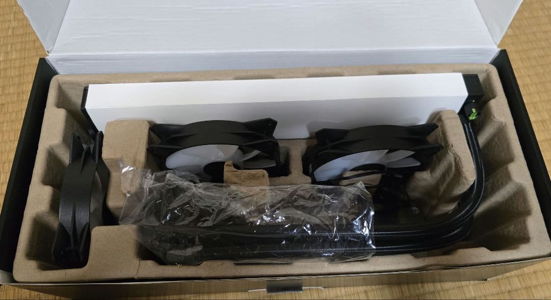 MSI MAG CORELIQUID E360 簡易水冷CPUクーラー