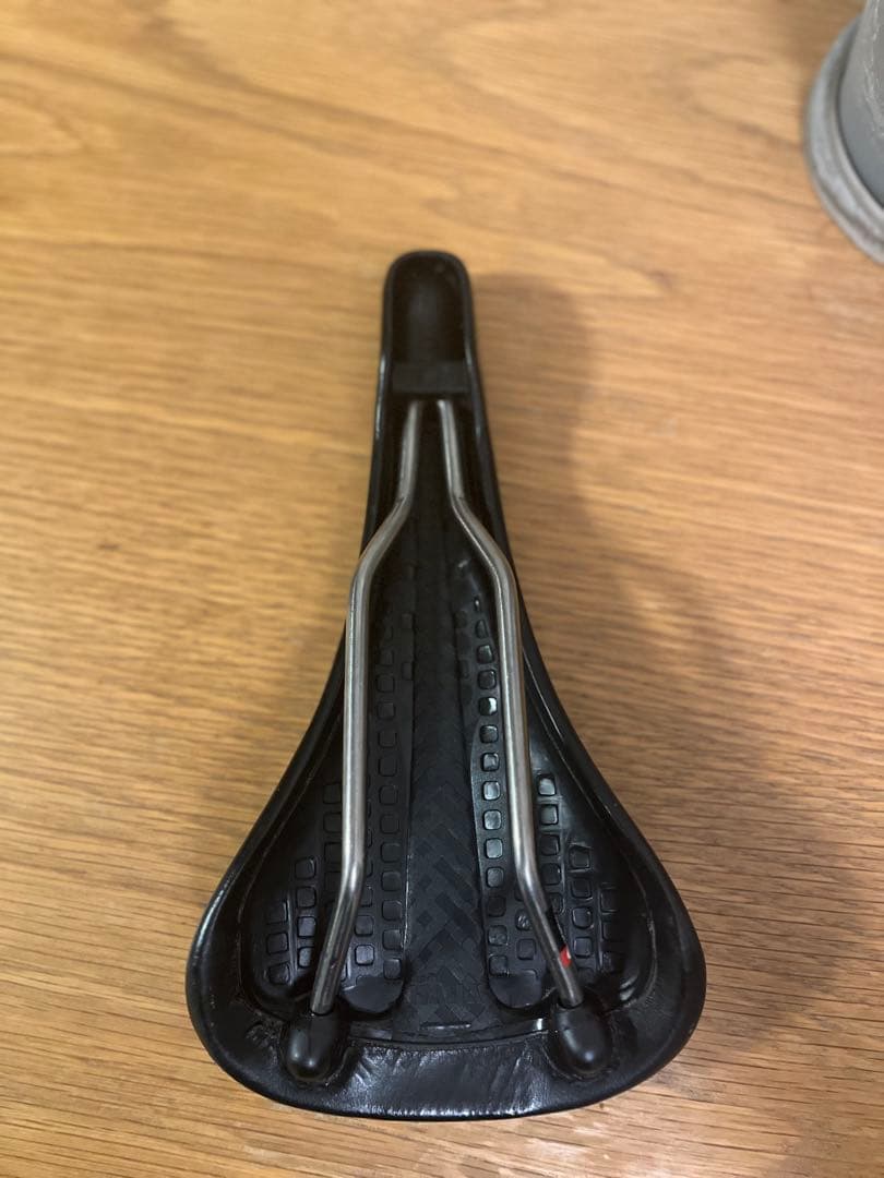 【サドル】　SELLE ITALIA flite 1990 【BLACK】