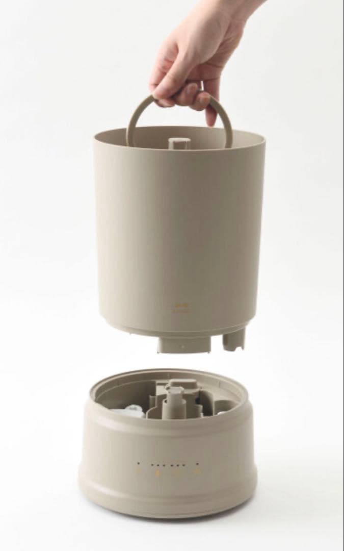 ベージュ 加湿器 円筒形