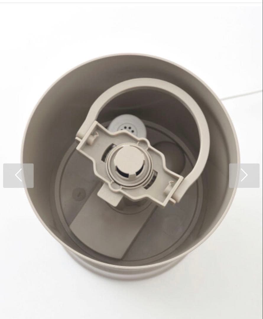 ベージュ 加湿器 円筒形