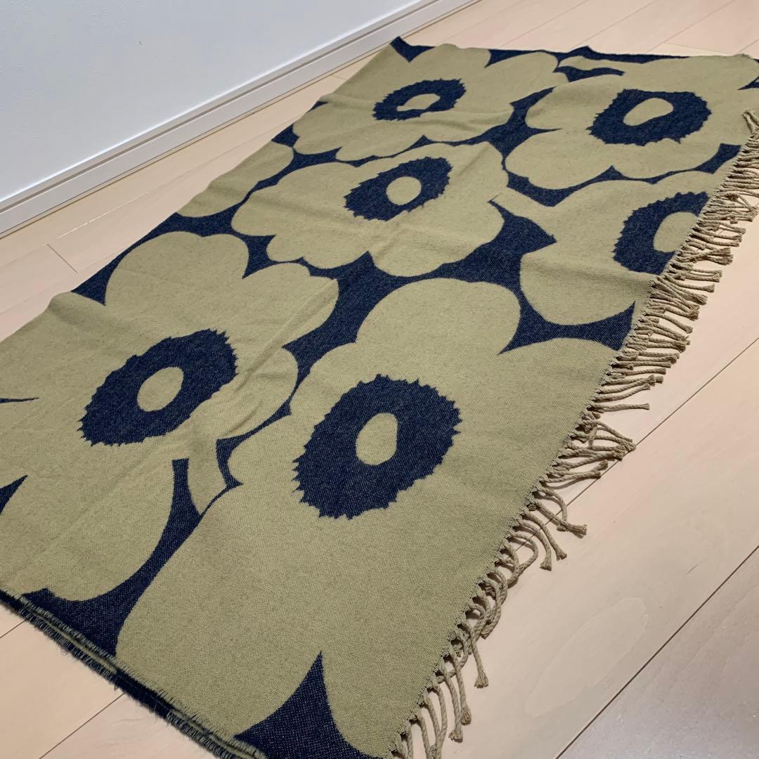 【美品】marimekkoマリメッコ　ブランケット ウニッコ 定価 約4万