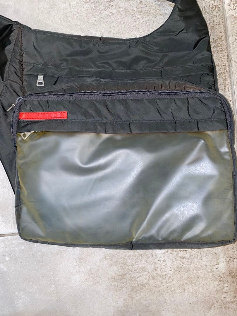 PRADA sport ナイロン ブラック ショルダーバッグ