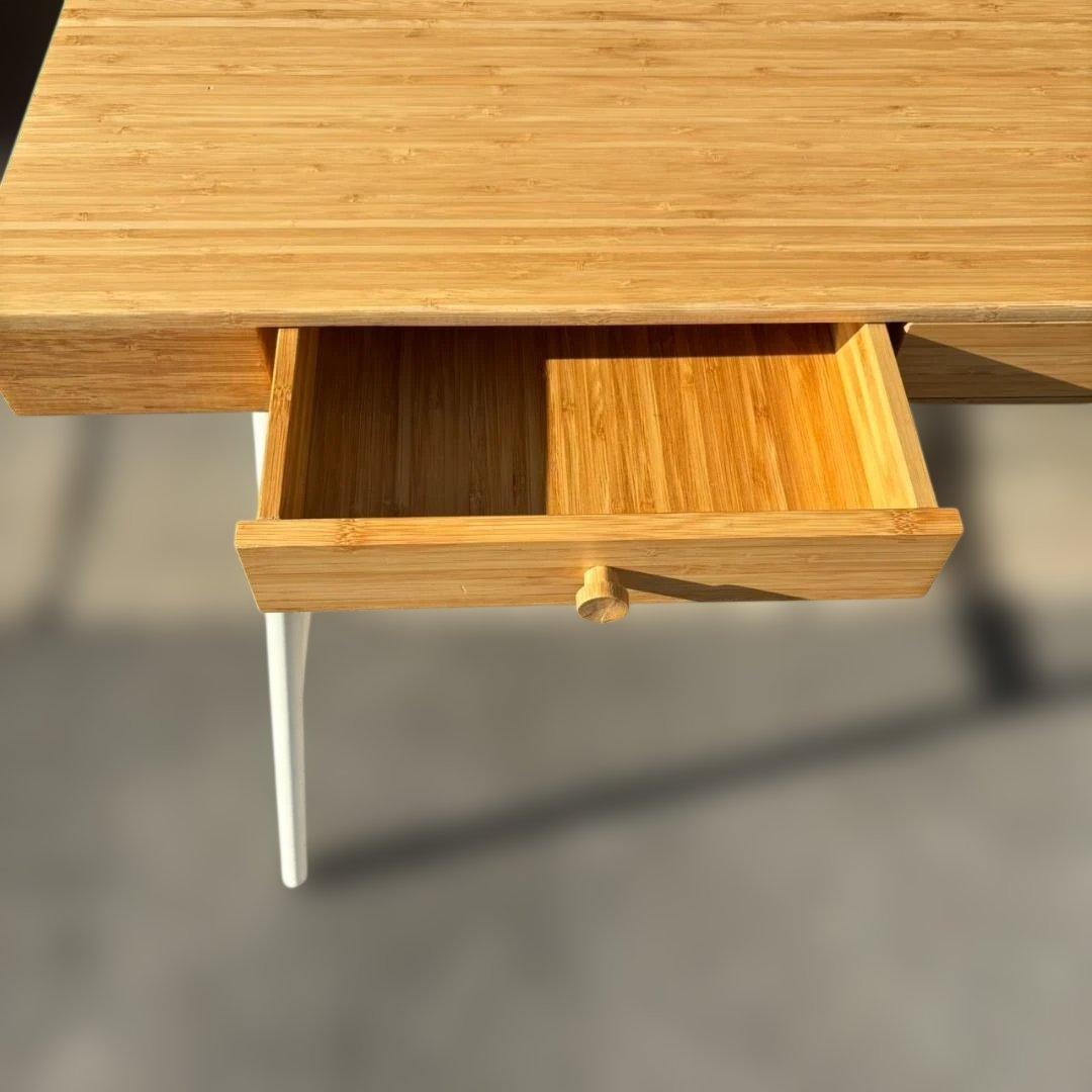 ◇引き出し付きデスク IKEA　リルオ－センLILLÅSEN