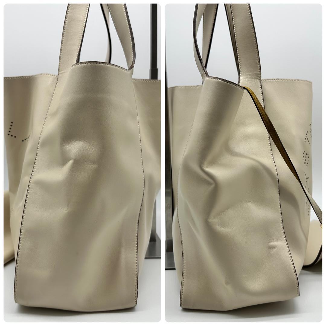 ステラマッカートニー サークルロゴ ラージ トートバッグ ホワイト