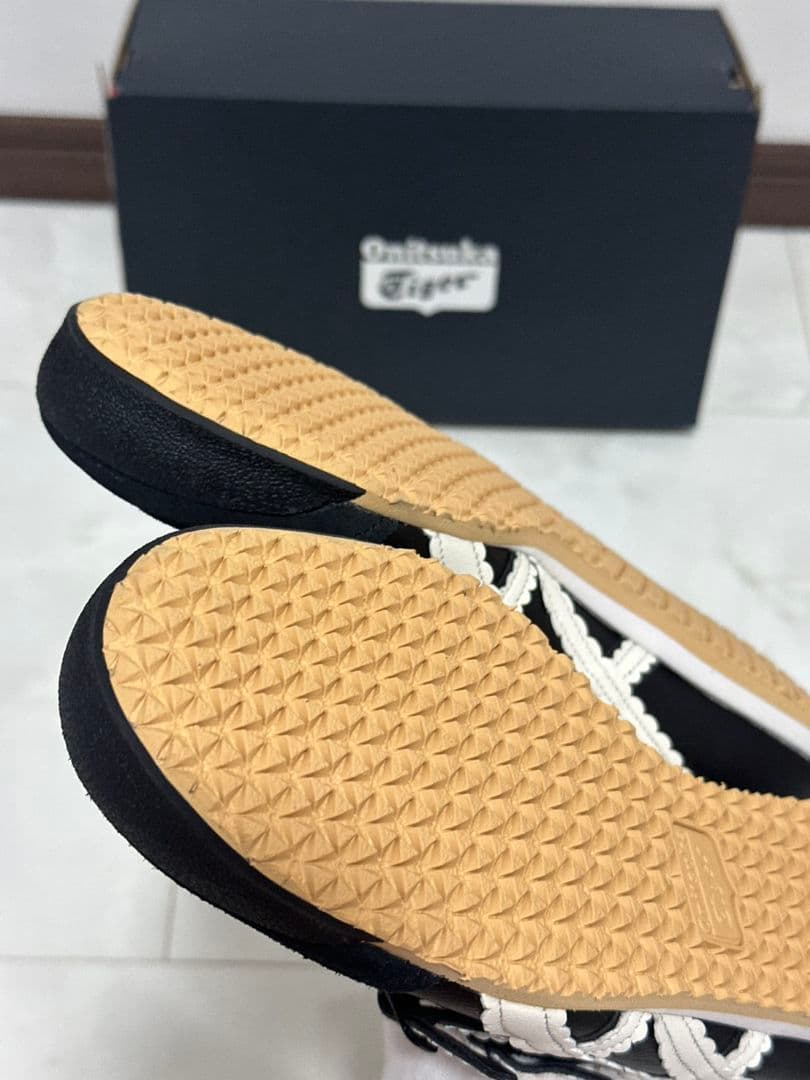 新品☆ オニツカタイガー Mexico66 TGRS