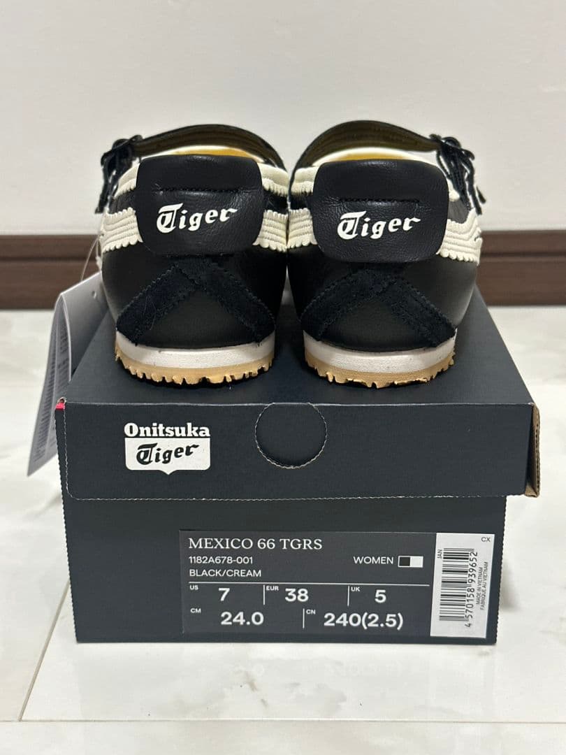 新品☆ オニツカタイガー Mexico66 TGRS