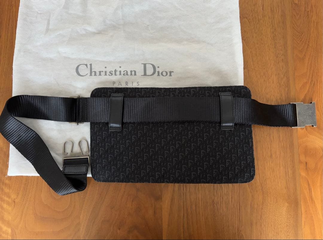 【未使用】ボディバッグ クリスチャンディオール キャンバス レザー シルバー金具