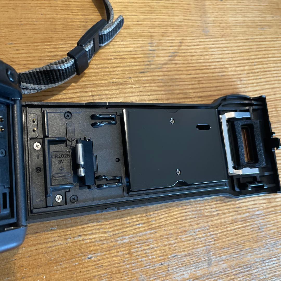 フィルムカメラCanon EOS 1000S