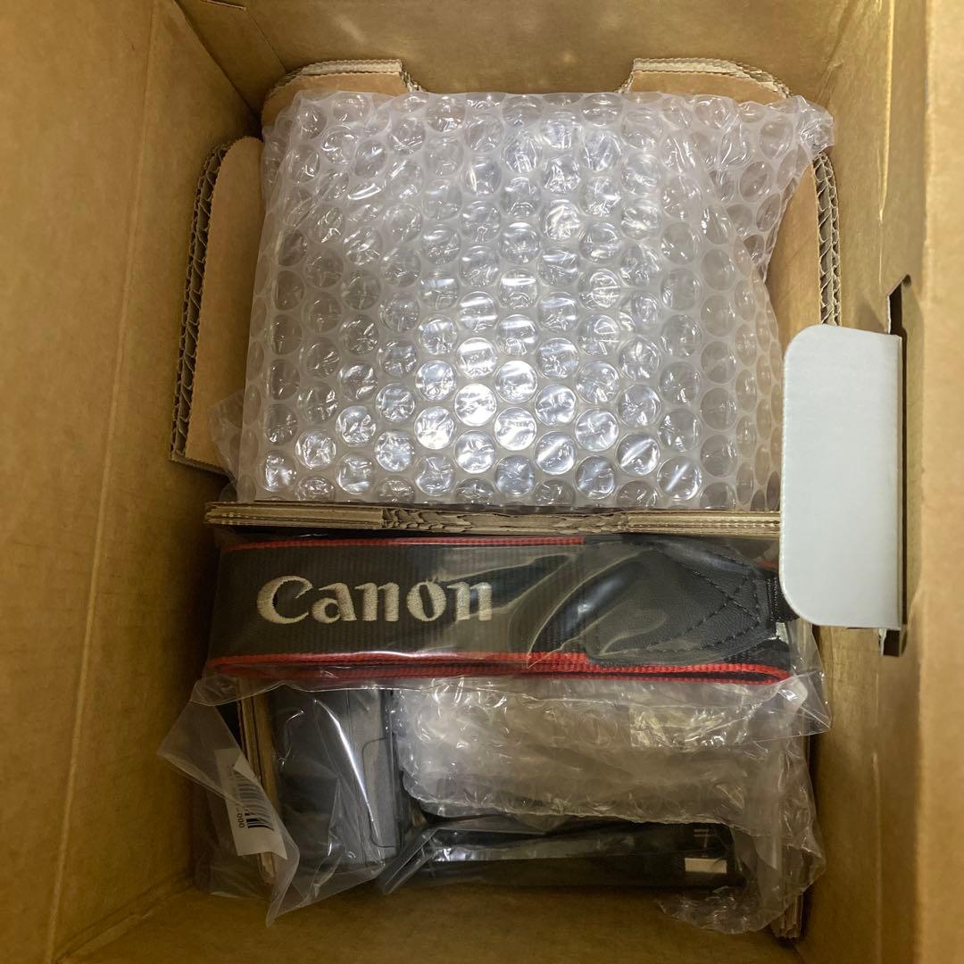 【新品未使用品】Canon EOS Kiss X80 ダブルズームキット