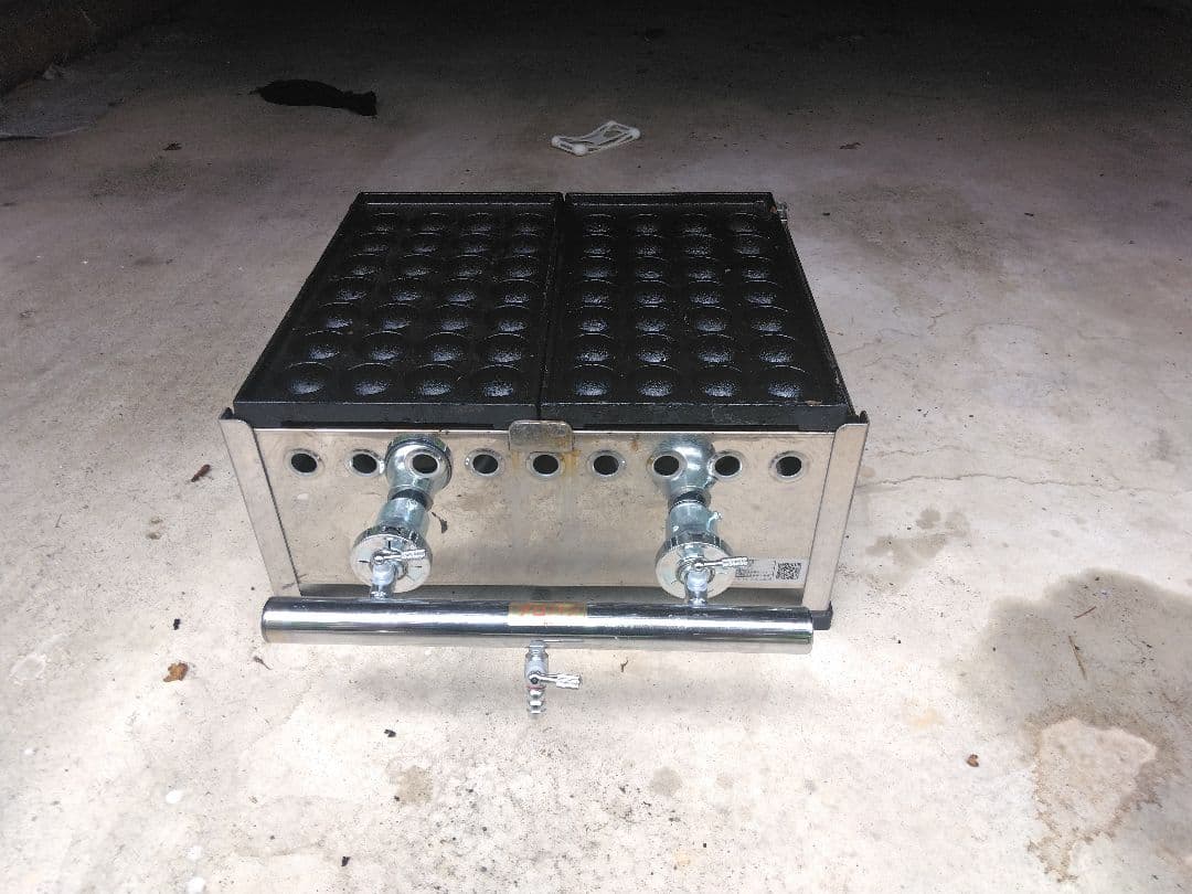 業務用 たこ焼き機 28穴x2連 ２枚ガス台付