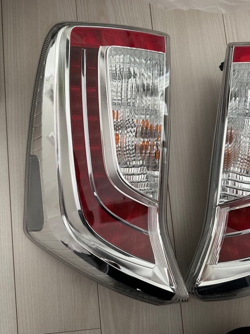 プリウス30テールランプ