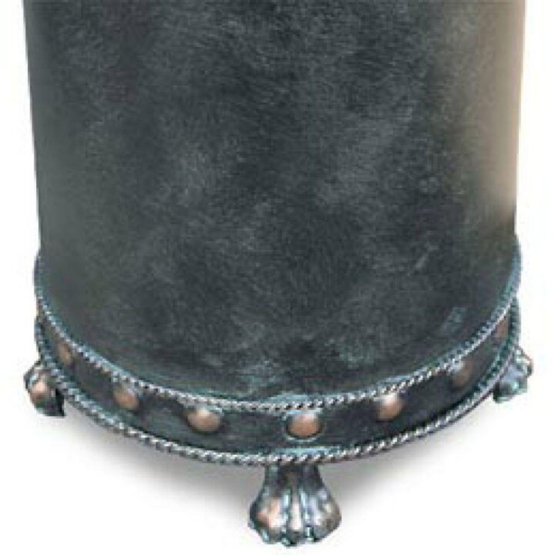 輸入雑貨　アイアン製品　『ライオン飾り付き円筒形傘だて』　アンブレラスタンド