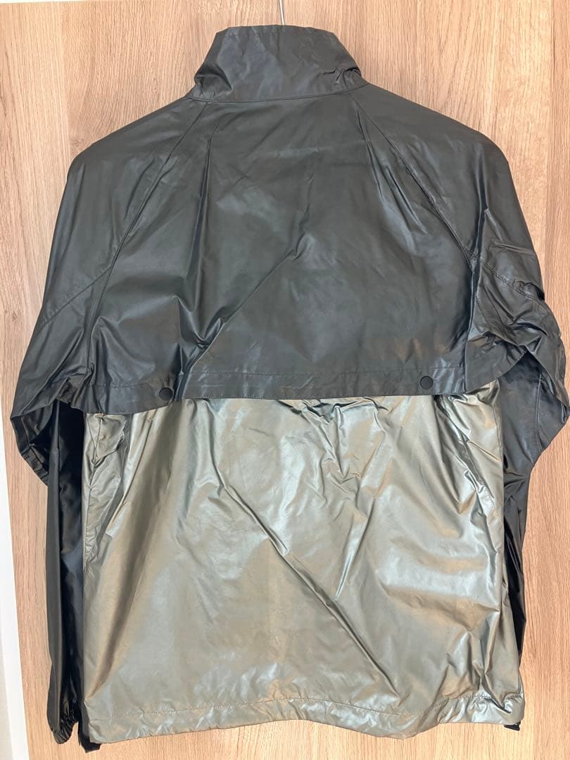 Puma ウィンドブレーカー オリーブグリーン/ブラック