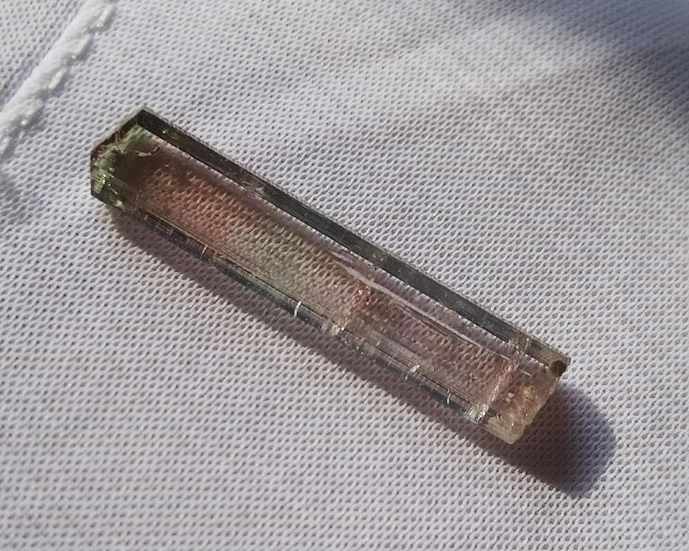 497 宝石質 トルマリン バイカラー アクロアイト タジキスタン産