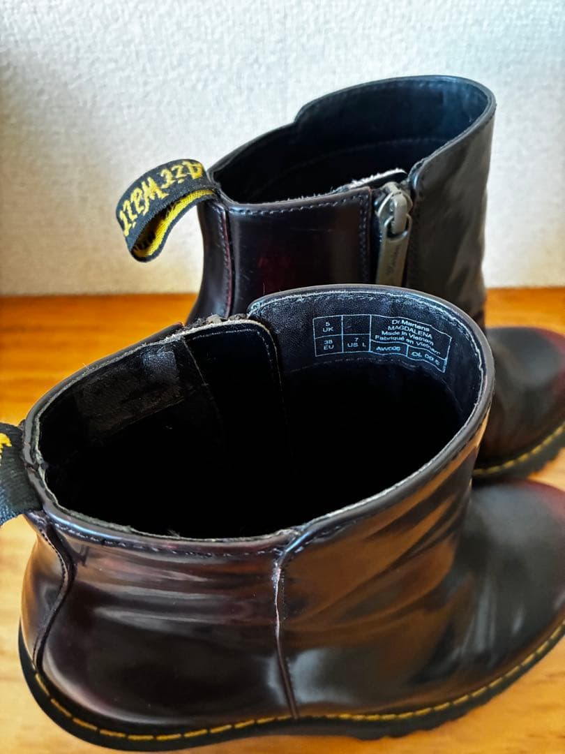 ドクターマーチン マグダレナ アンクルジップ ヒールブーツ 23728600