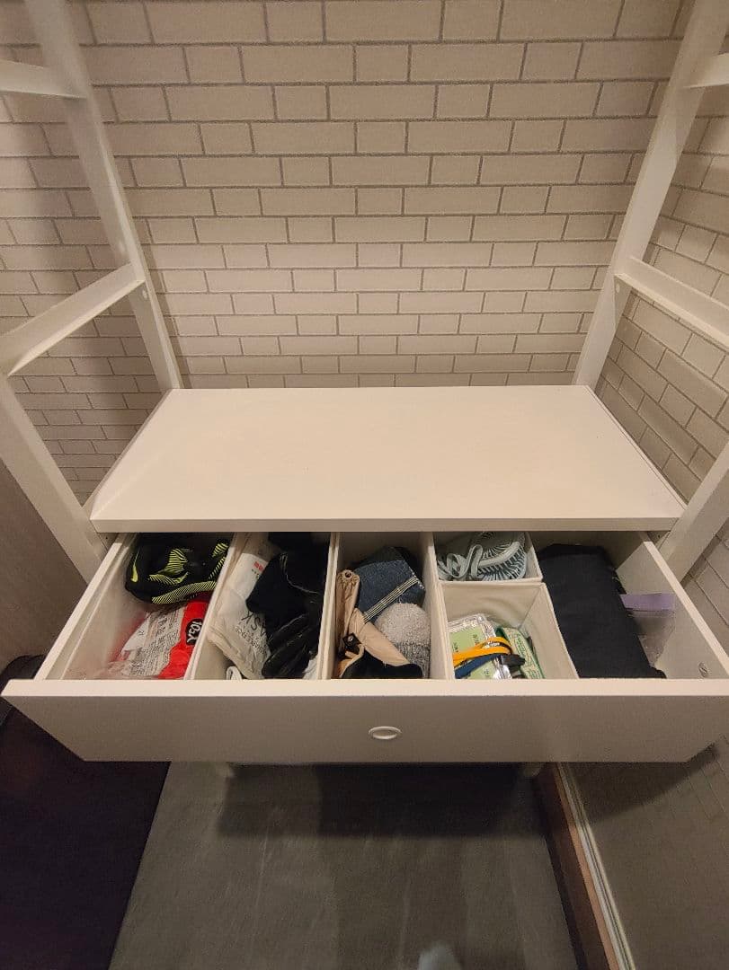 april　IKEA ELVARLI エルヴァーリ　玄関収納