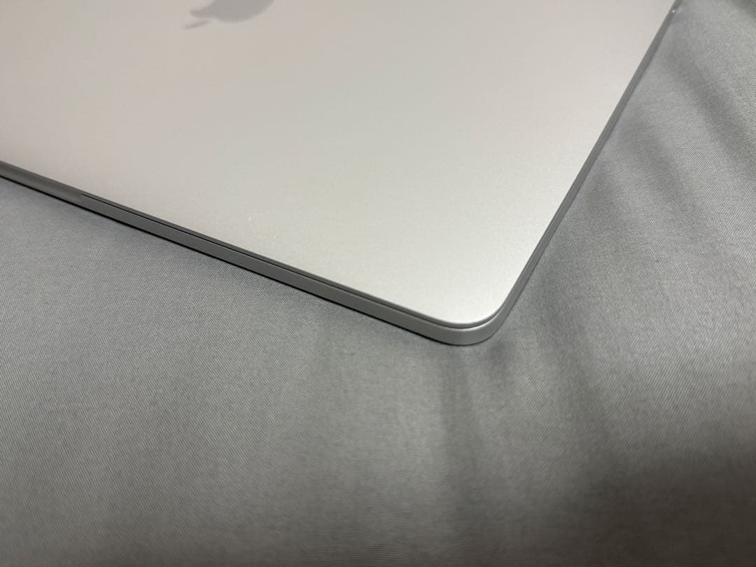 ク*ル様 美品MacBook Pro(13-inch,2020)i5 16GB