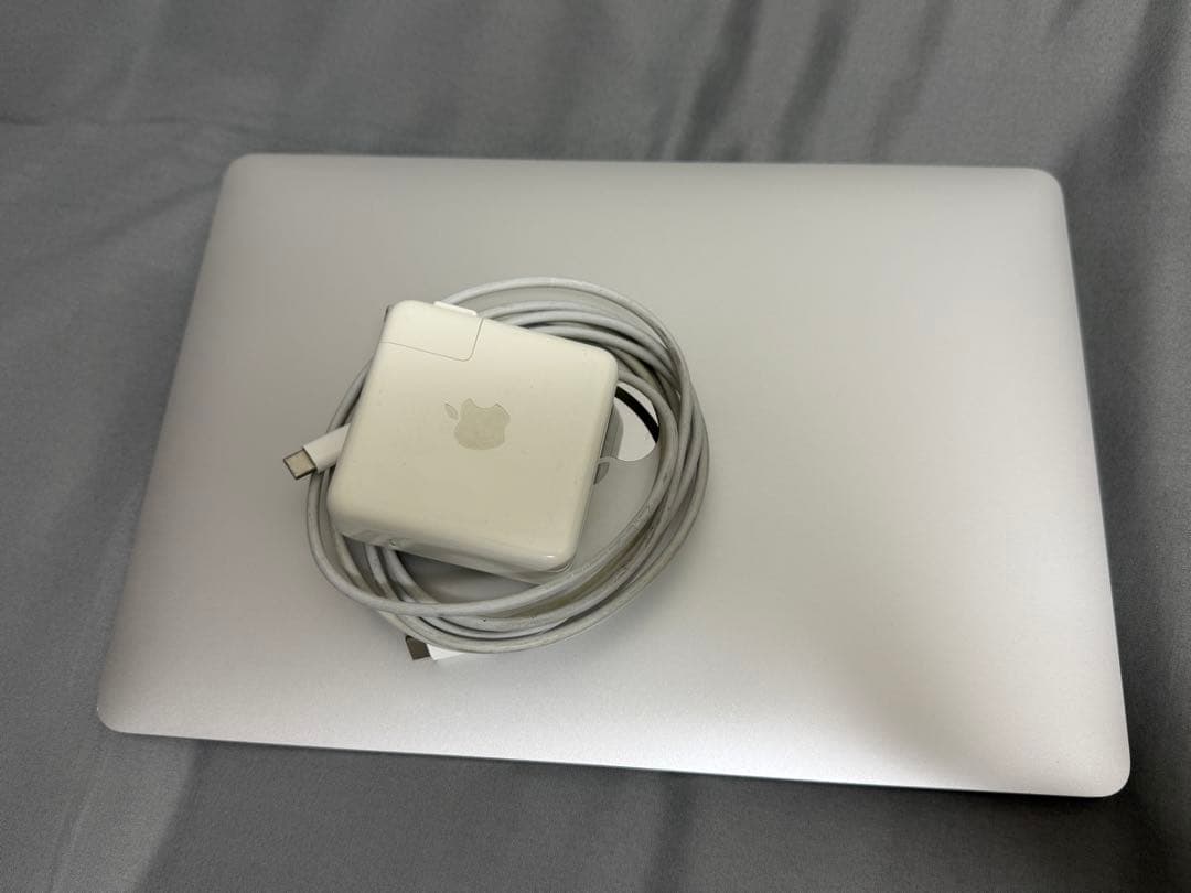 ク*ル様 美品MacBook Pro(13-inch,2020)i5 16GB