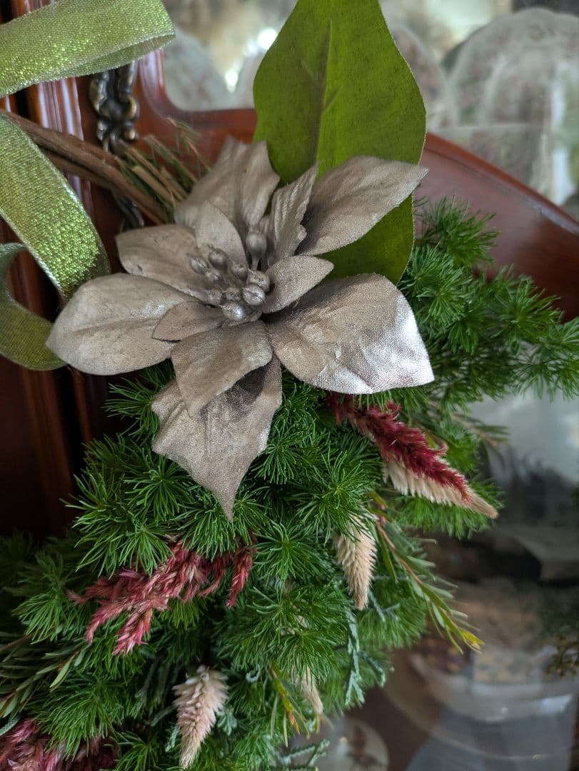 ドライフラワー★クリスマスリース★緑色 ポインセチア付き