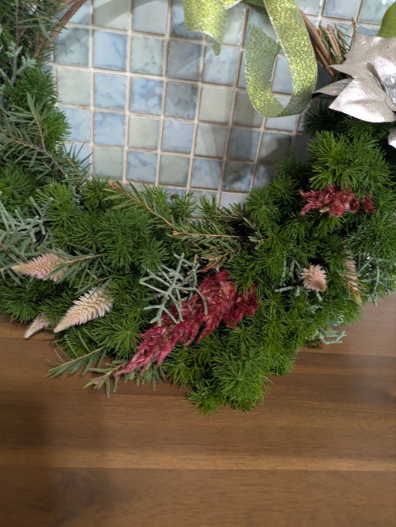 ドライフラワー★クリスマスリース★緑色 ポインセチア付き