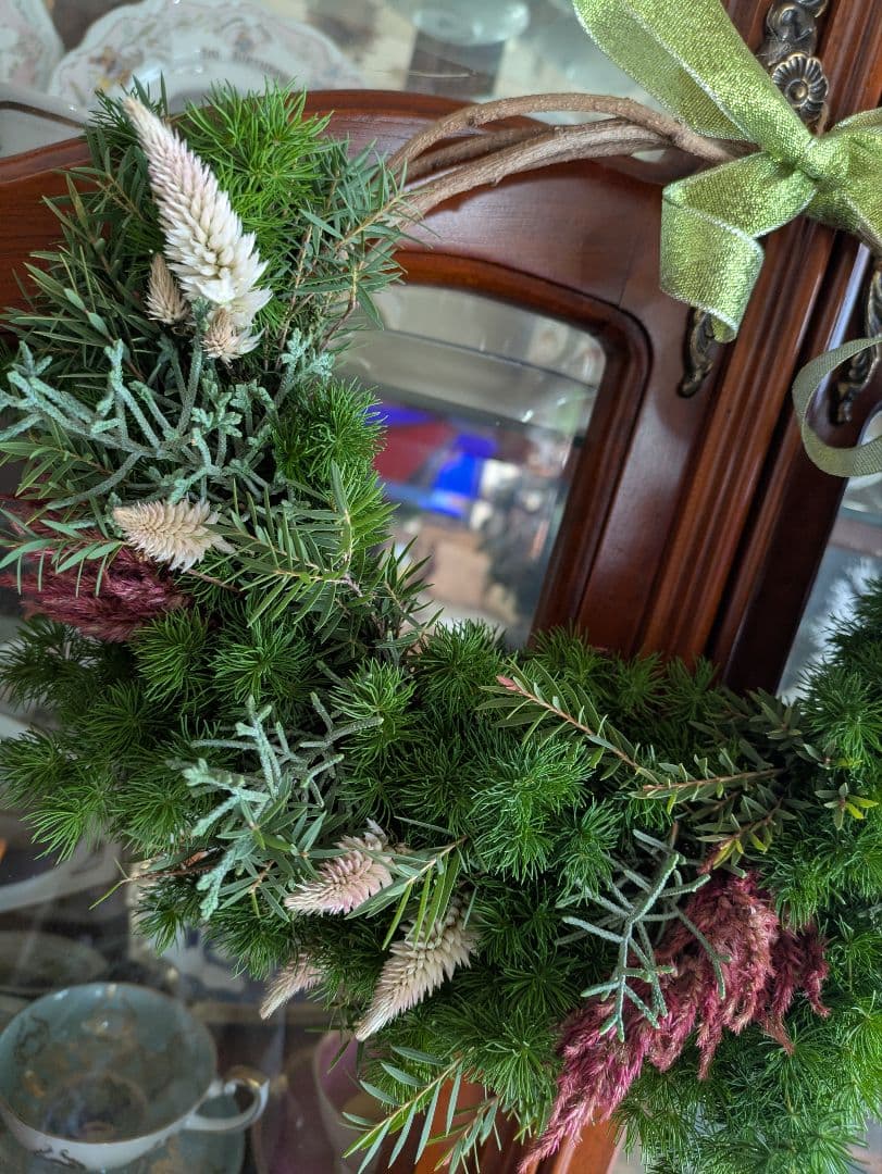 ドライフラワー★クリスマスリース★緑色 ポインセチア付き