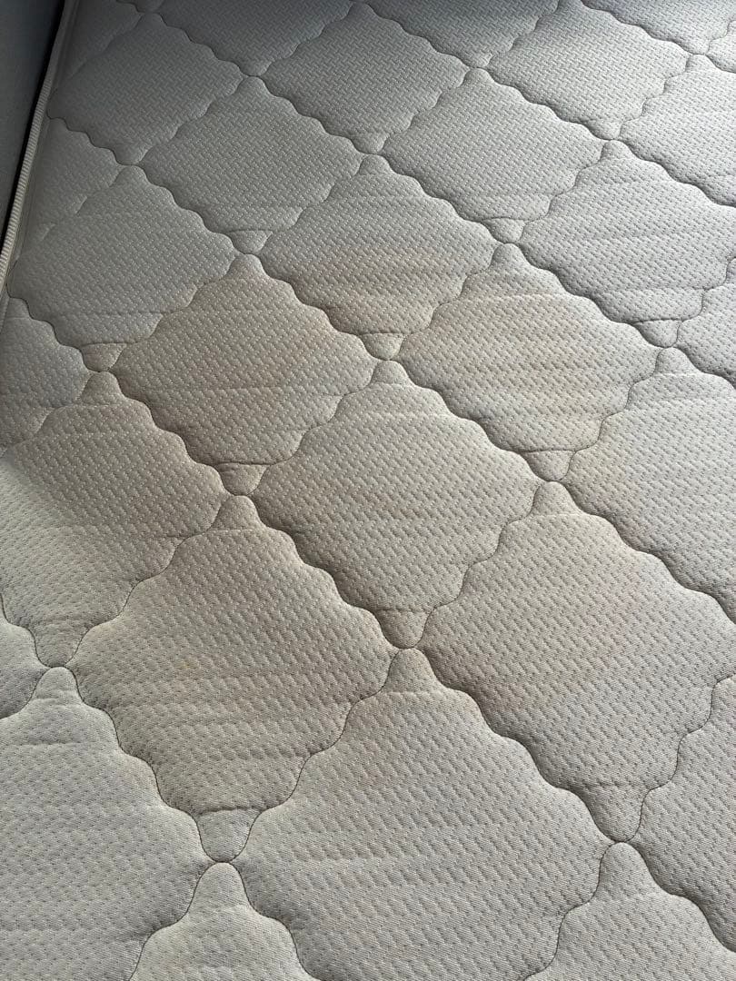 シモンズ製ベッドフレーム × フランスベッド製マットレス セミダブル 中古