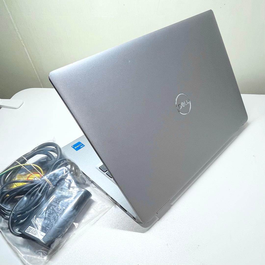 【美品】Latitude 13 5330 16GB i5 2022年 12世代