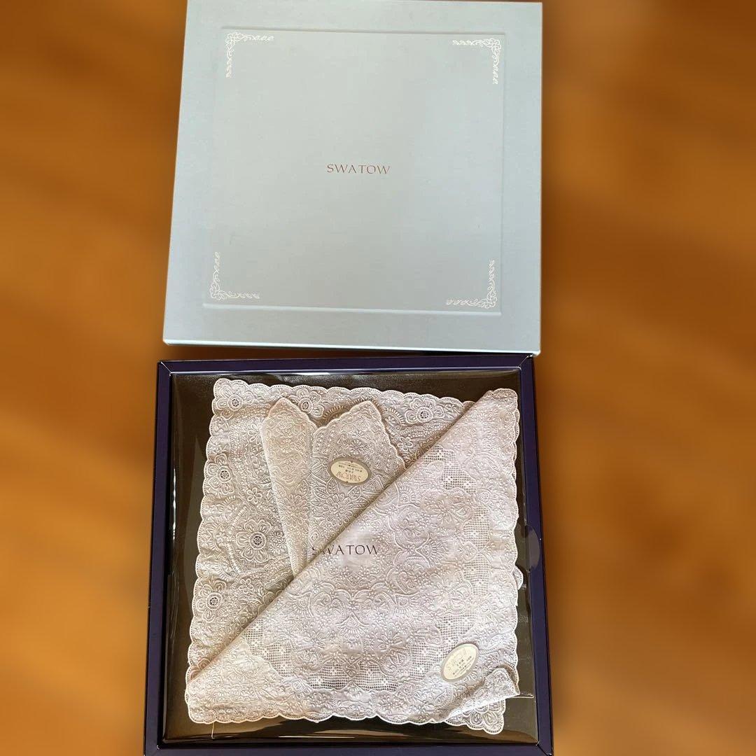 最高級　刺繍ハンカチ　スワトウSWATOW 最高級と言われるハンカチ3枚入り