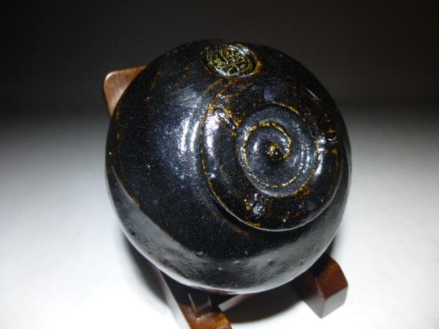 楽吉左衛門　六代　左入　黒茶碗／楽吉左衛門　九代　了入　極め箱