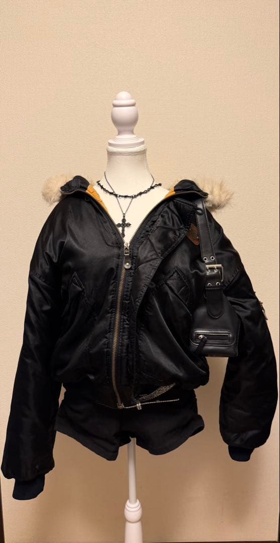 ファー付きフード ダウンジャケット　y2k 短丈