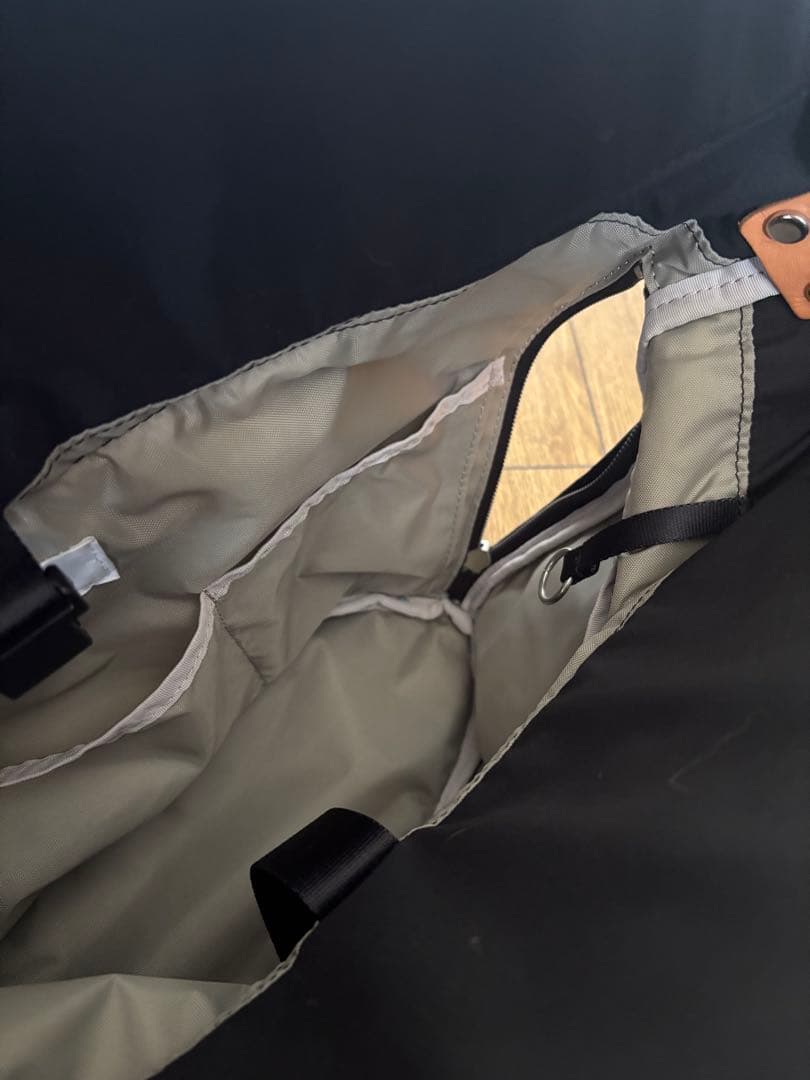 ノルン　N/ORN 抱っこバッグ　ショルダーバッグ　ブラック